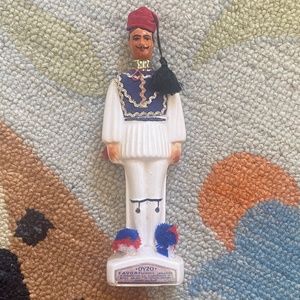 VTG I Favori Distillery Greece I Greek Soldier Evzonas Ceramic Figurine